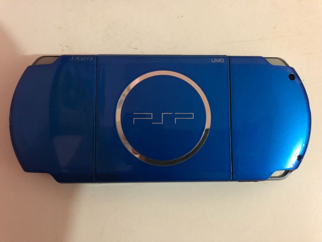 Sony Psp 3006 (Electric Blue), Video Gaming, Video Game Consoles ...