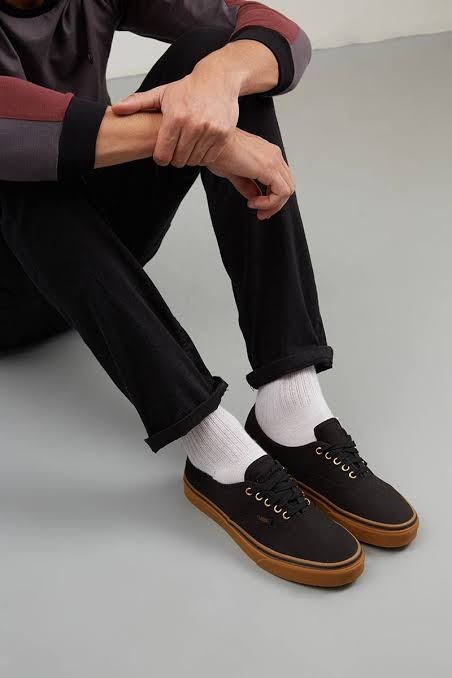 black gum authentic vans
