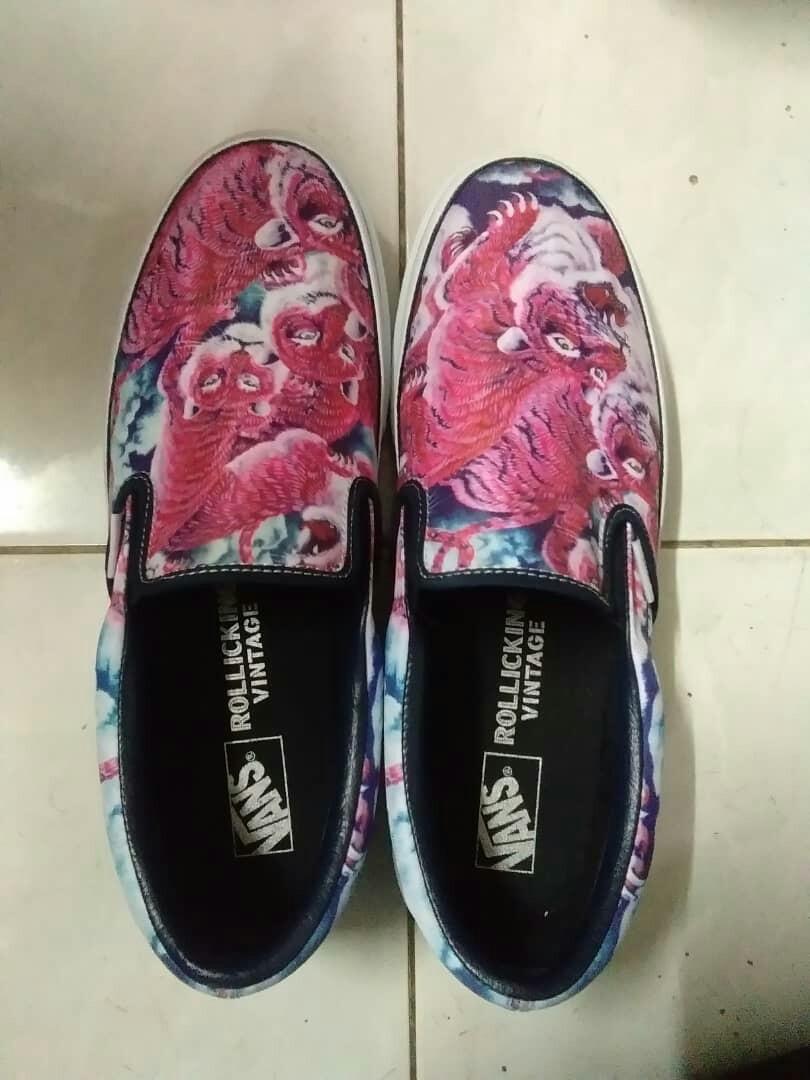 vans slip on aloha