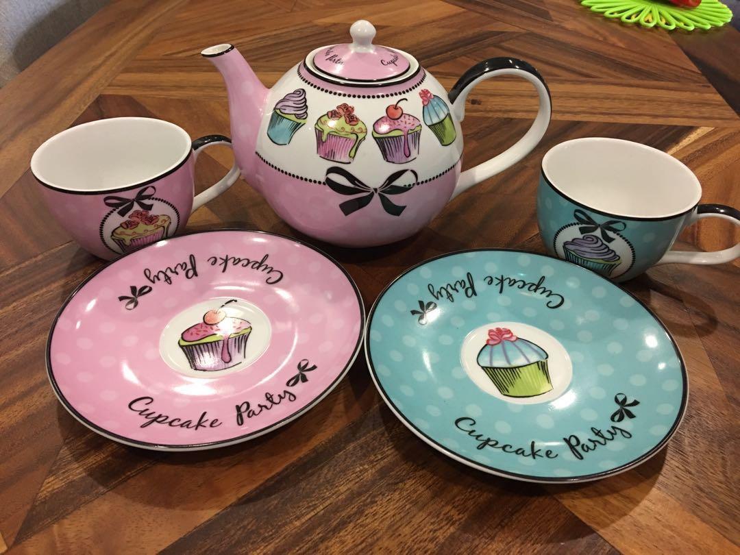 cupcake tea set