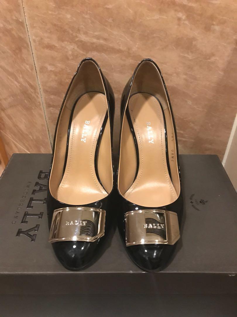 bally high heels