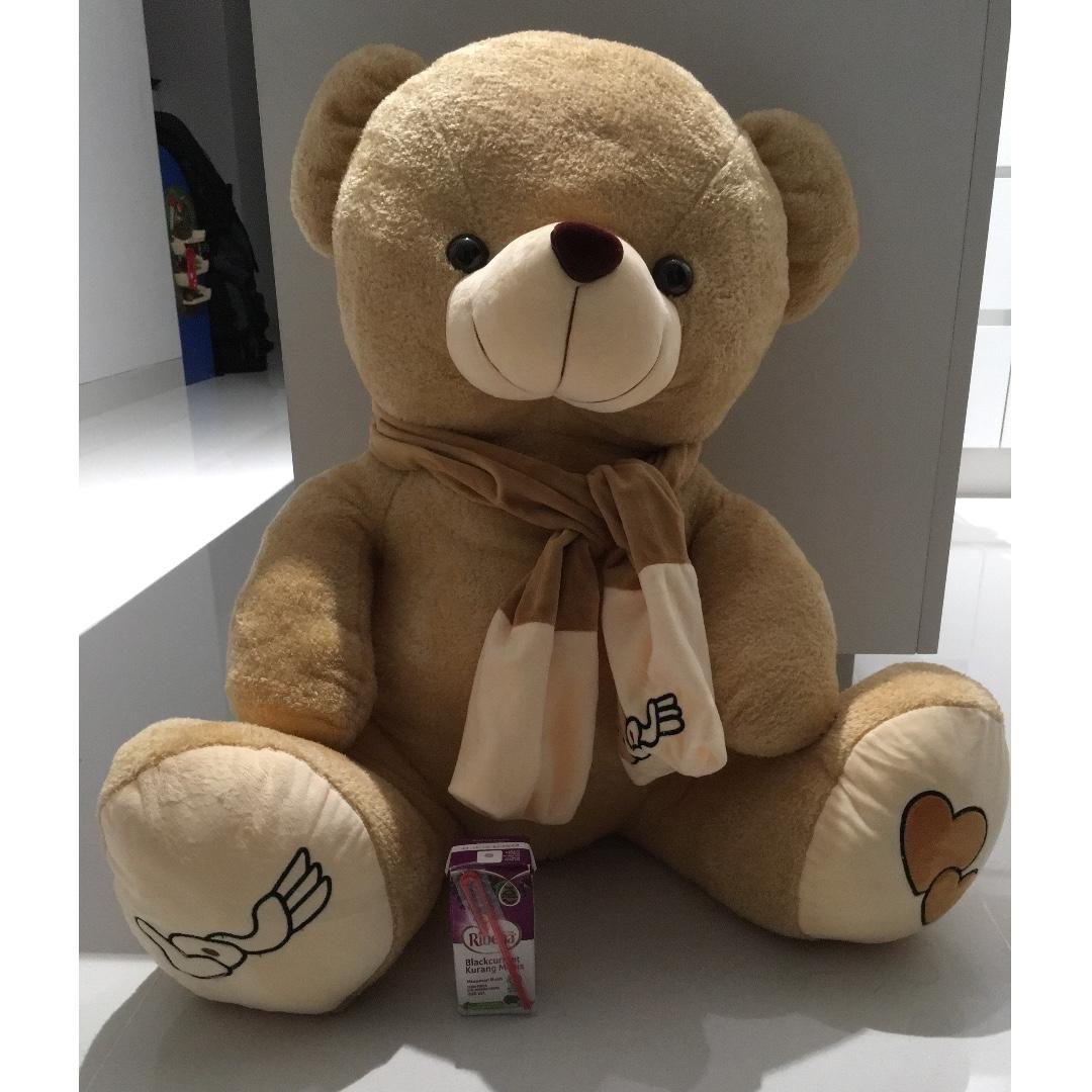 huge teddy bear near me