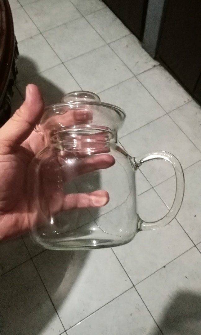 Coffee server tea server cold and hot pitcher (Category: Coffee Machines & Makers) located in Quezon City. Submitted by toys_r_here (Listing ID 206733513, Image 2). Description: 600ml #Coffee #Coffeeserver #tea #teaserver #hotandcold #pitcher japan #glassserver #best2019 Wat u see is what u get po Ship and meet pwed Gud condiotion.