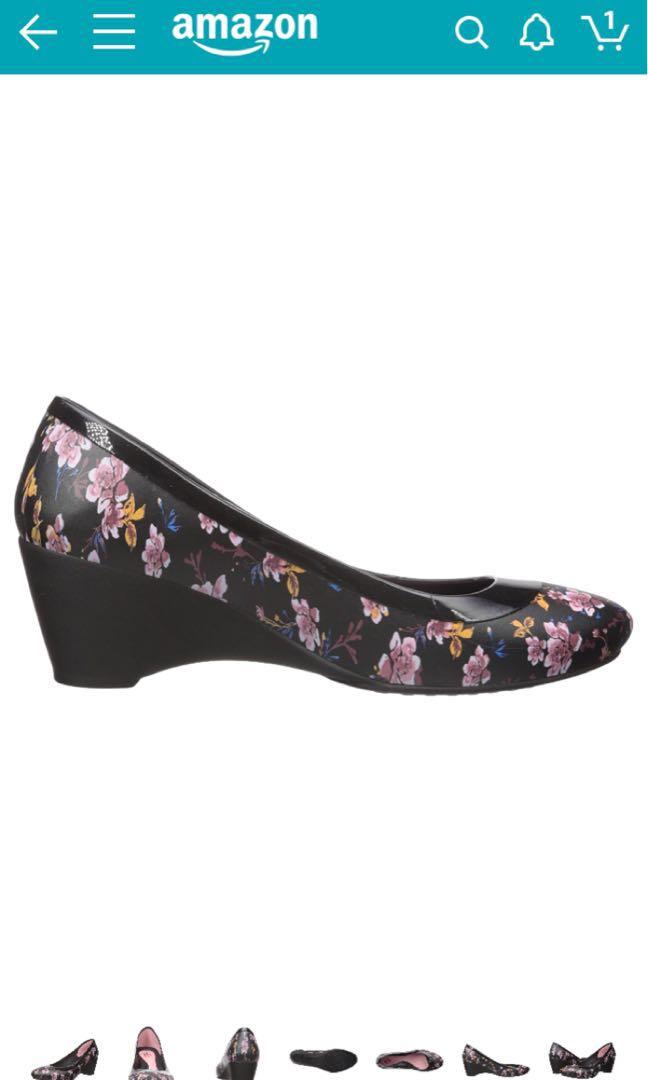crocs women's lina wedge pump