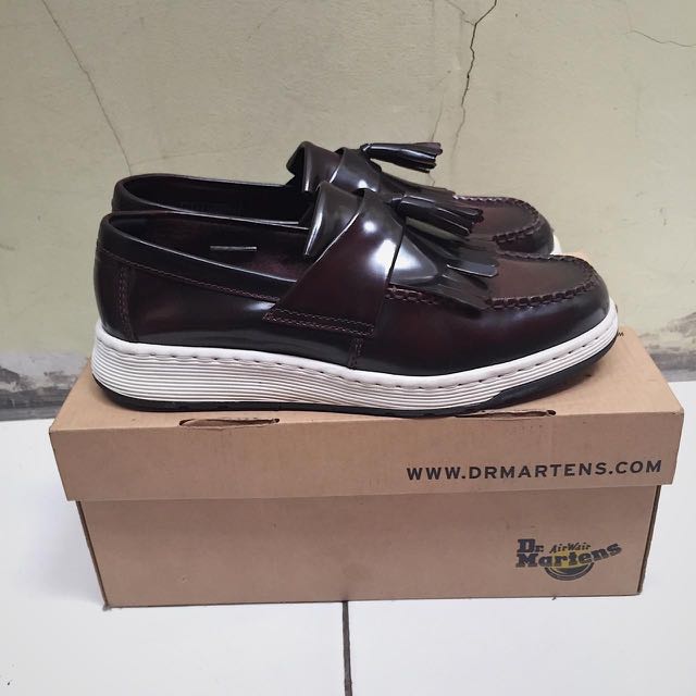 Dr martens edison cherry red arcadia 2025