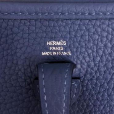 Hermes 16cm Etoupe/Bleu Indigo Clemence Leather Evelyne TPM Bag
