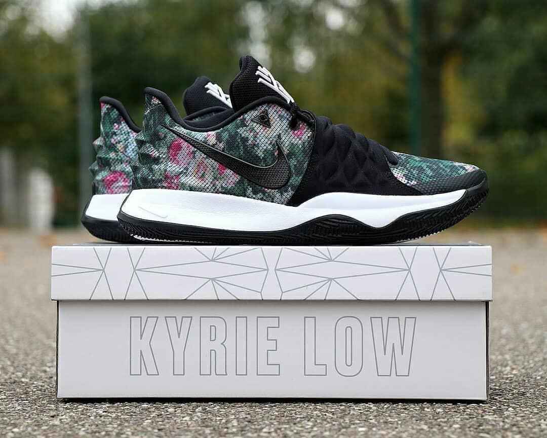 floral kyries