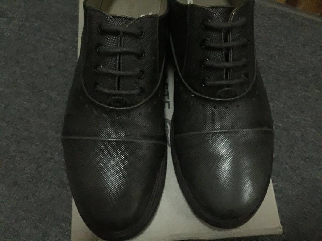 Lacoste Oxford Shoes, Women's Fashion, Footwear, Loafers on Carousell