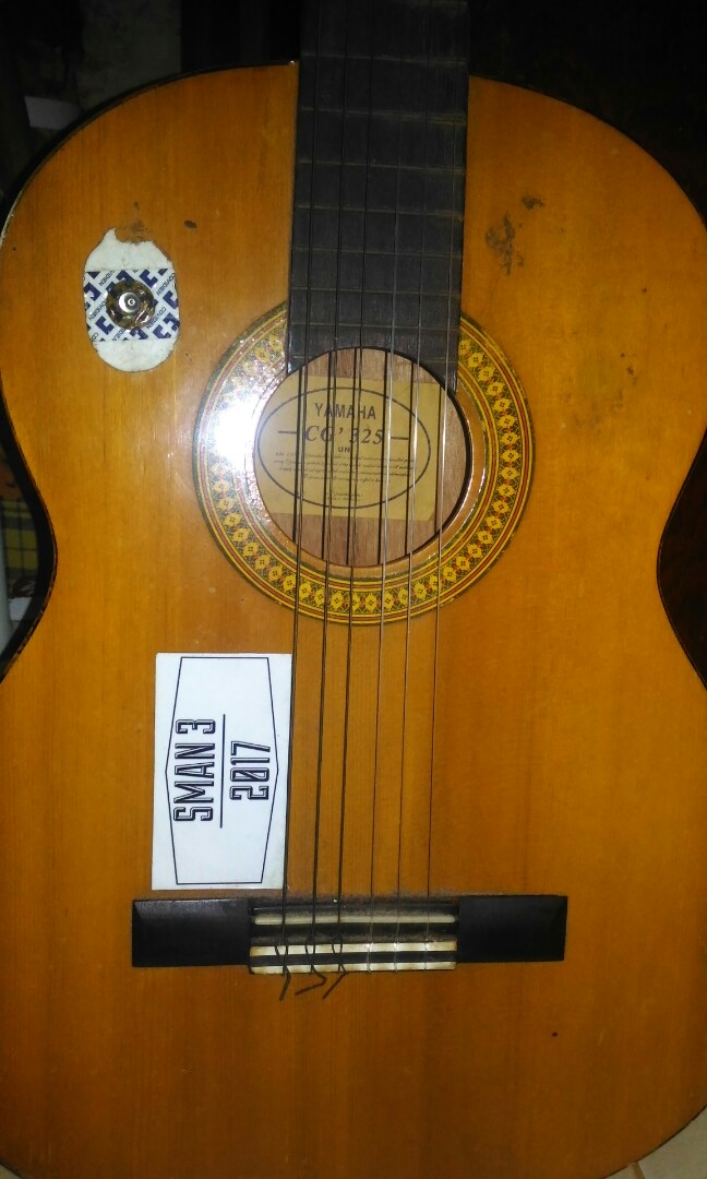 Murah Jual Gitar Yamaha Cg325 Musik Media Alat Di Carousell