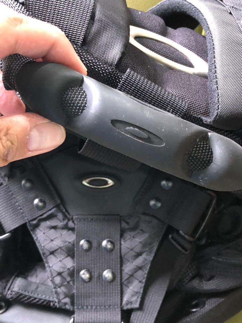 Oakley icon deals backpack 2018