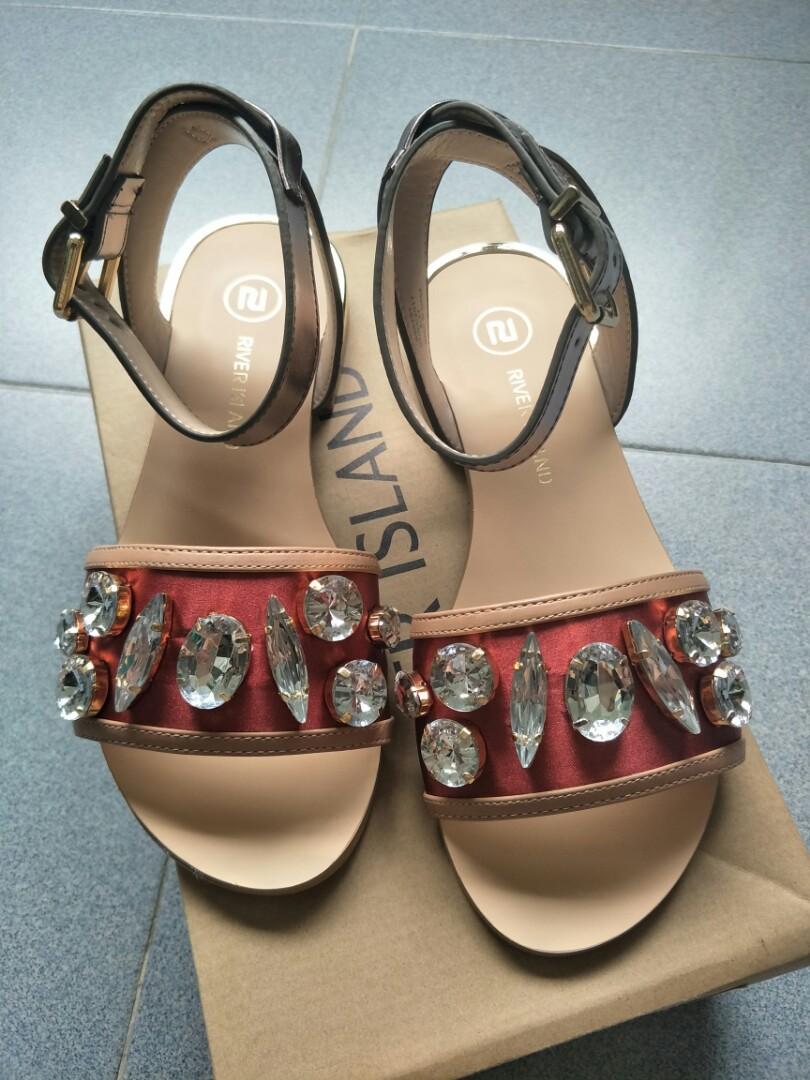 river island sandals