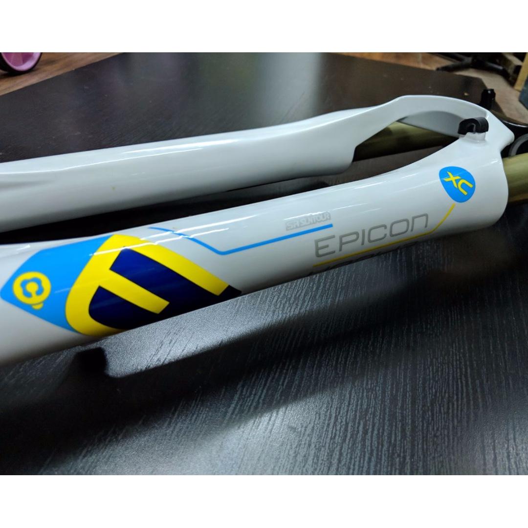 Suntour Epicon XC 26 MTB Fork White