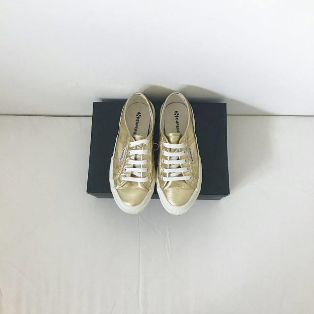 white and gold womens trainers