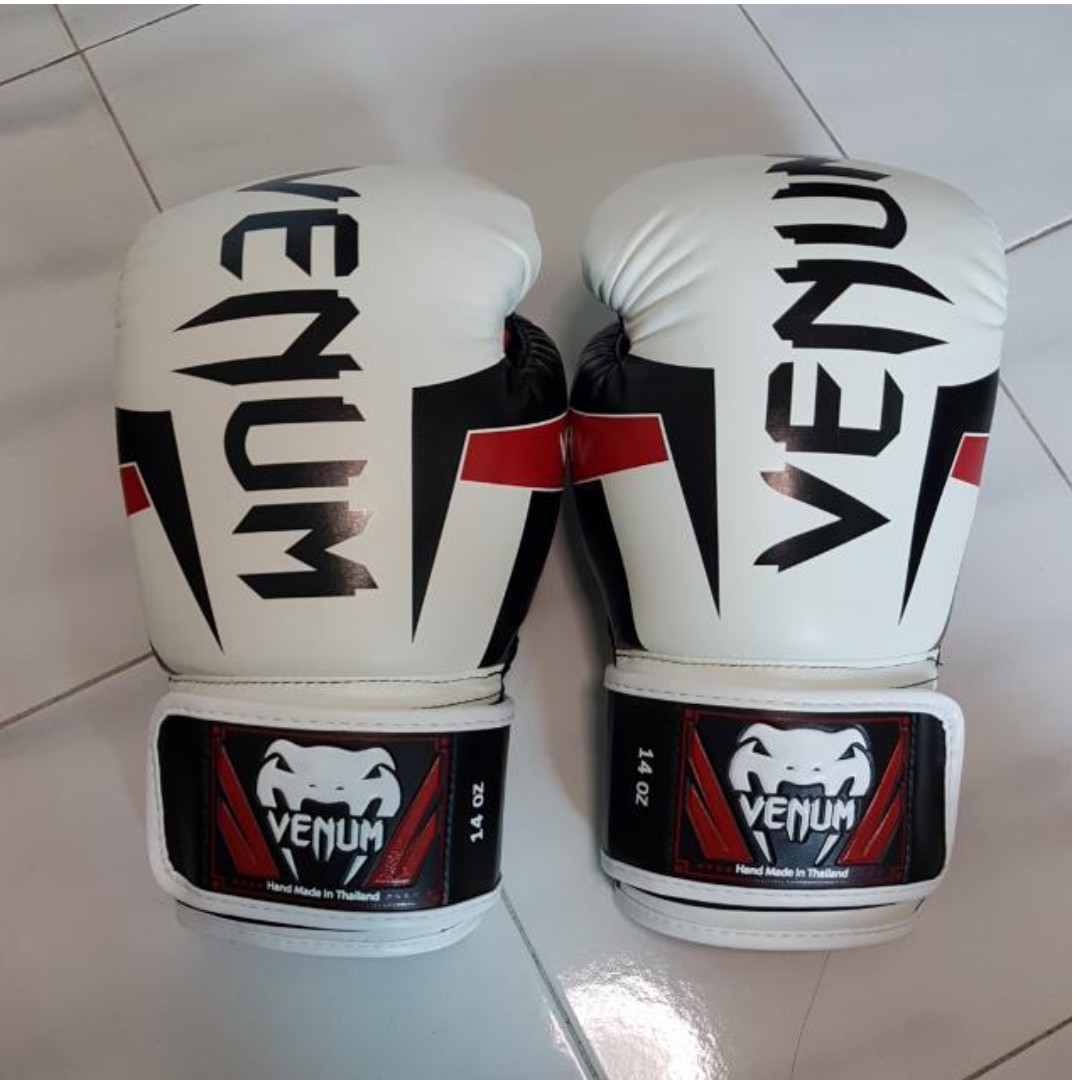 Venum Elite Boxing Gloves 14oz, Sports, Sports & Games Equipment on