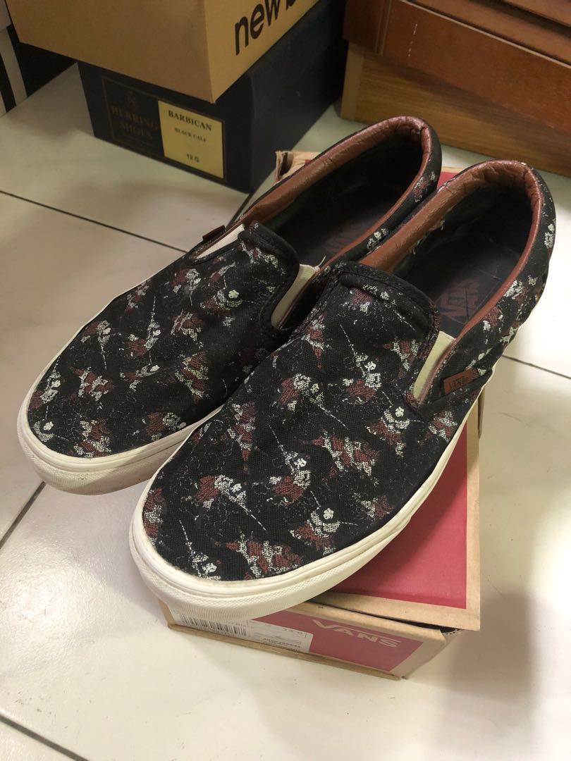 vans samurai slip ons