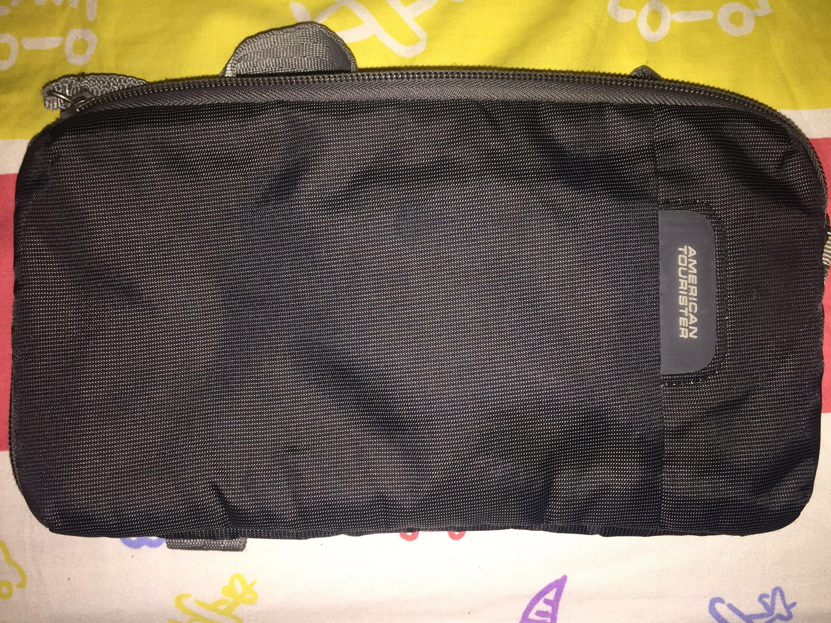 american tourister excursion bag