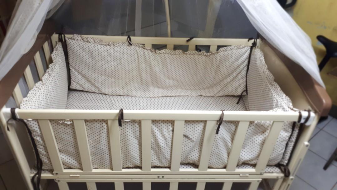 apruva metal crib with bassinet