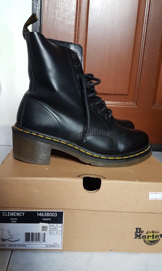 dr martens womens boots with heel