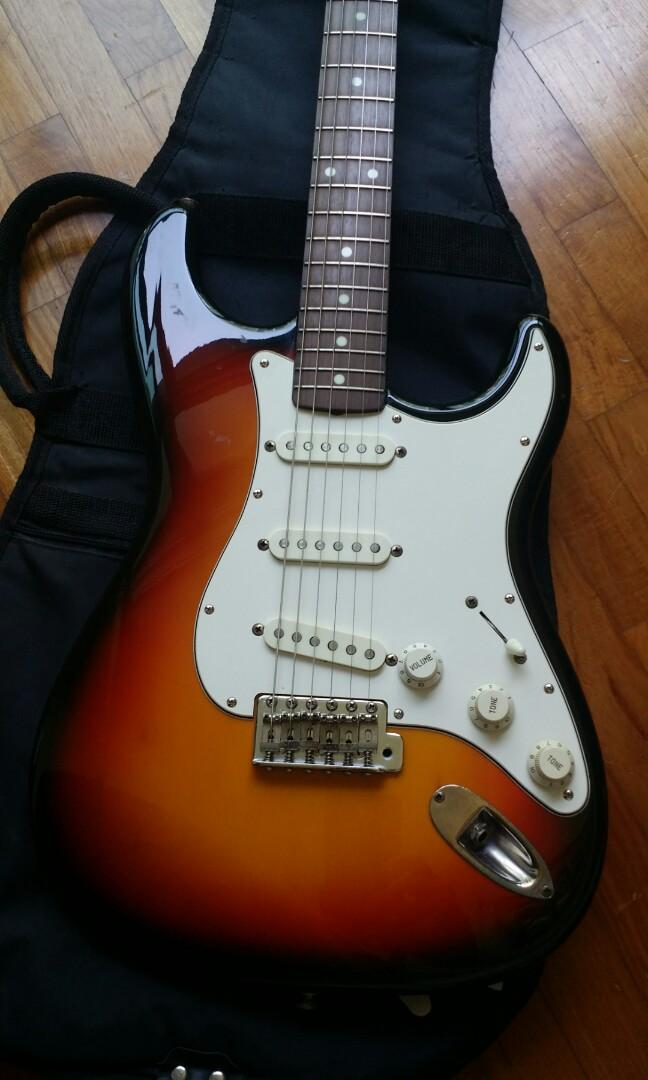 fernandes strat electric guitar