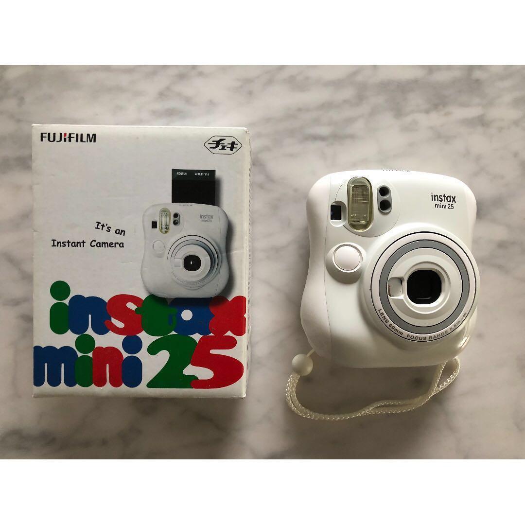 Moving Sale Fujifilm Instax Mini 25 Polaroid Camera Photography