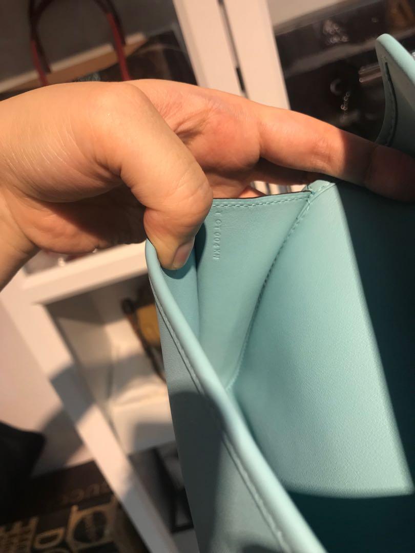 hermes-jige-carousell