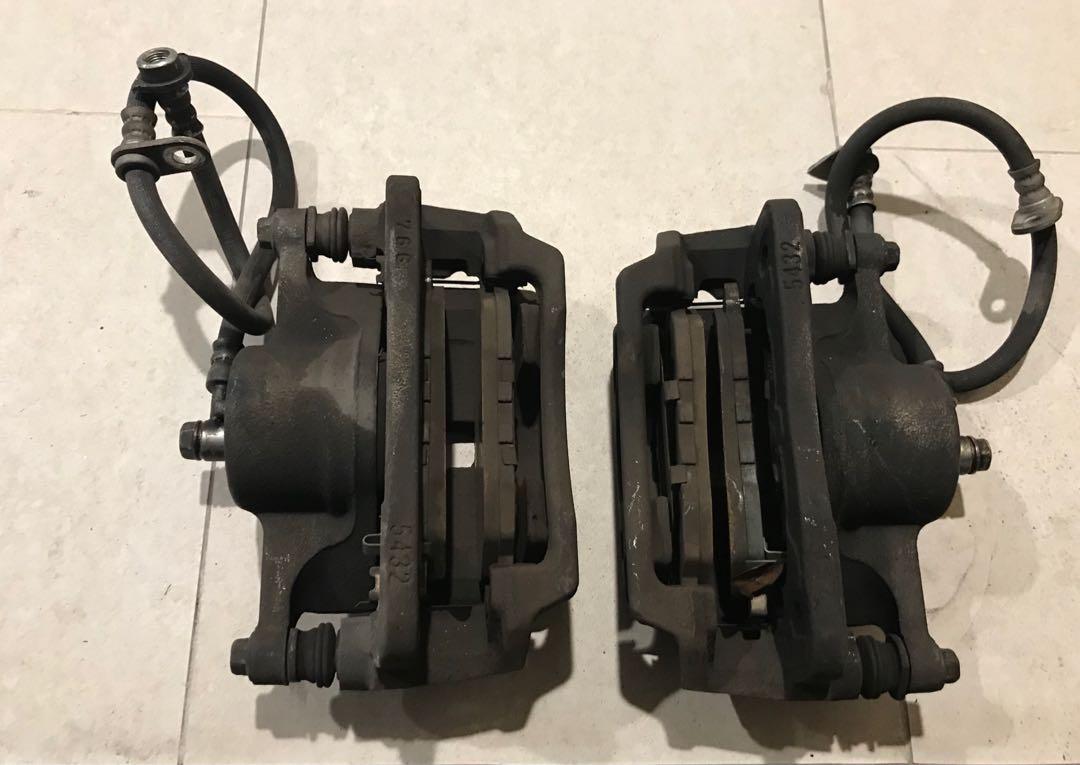 Honda Civic FD1 Brake Rotor and Calipers with brake pads (stock and in