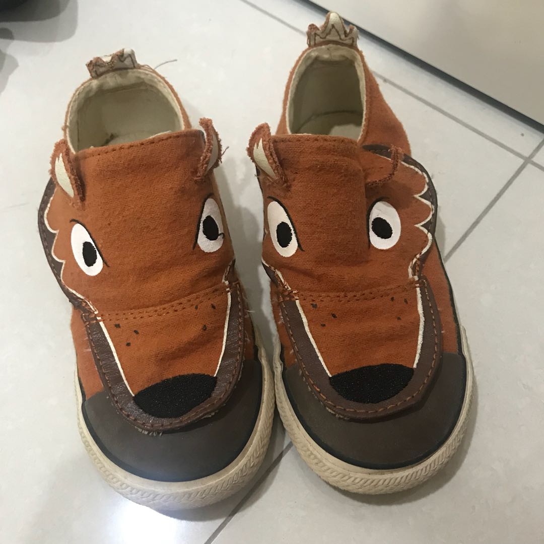 kids converse size 7