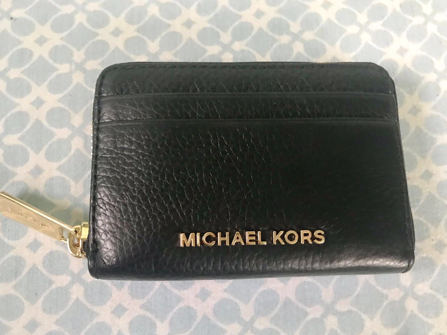 michael kors wallet used