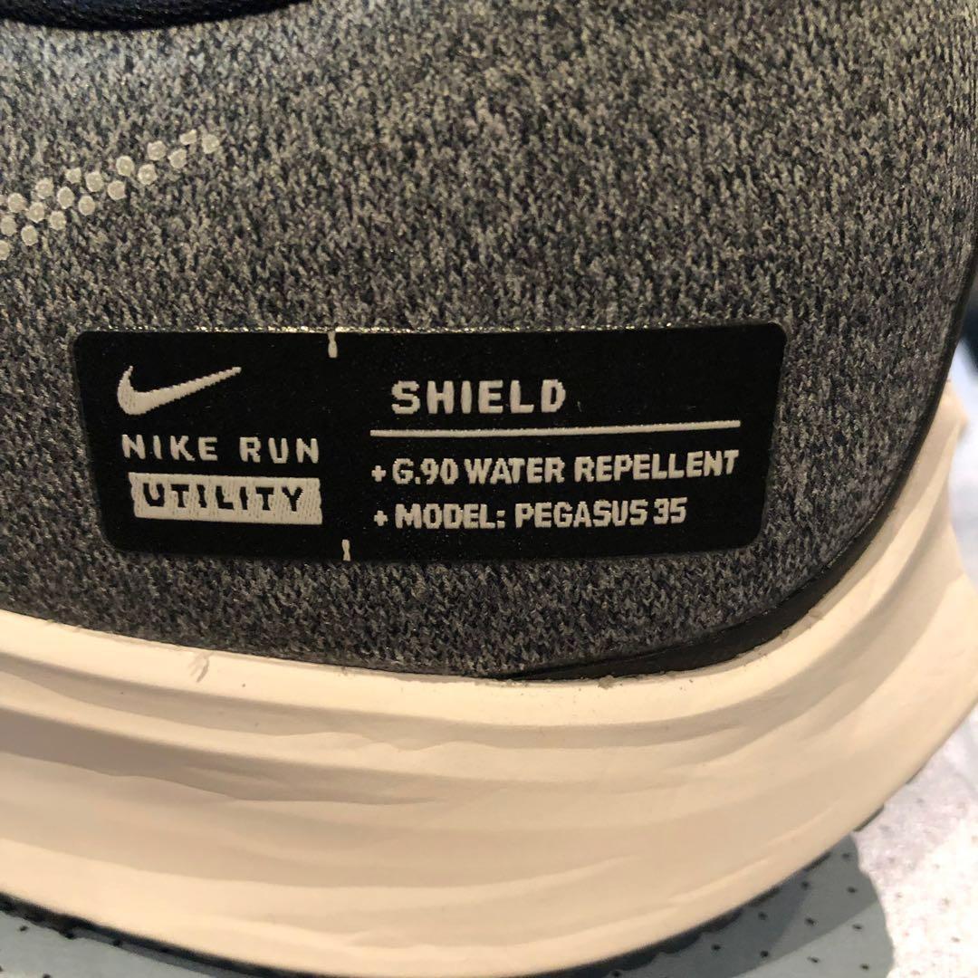 Air zoom pegasus hotsell 35 shield water-repellent $130