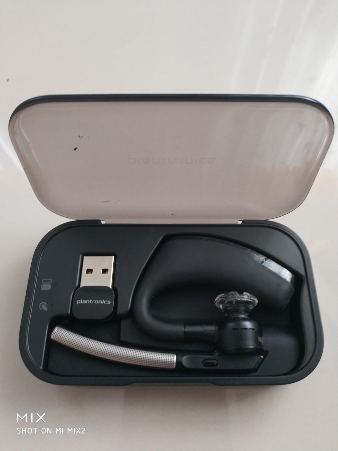 Plantronics Voyager Legend UC B235 M Bluetooth Headset Black