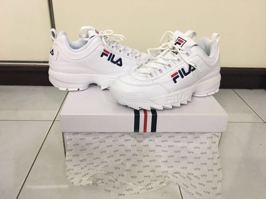 RM 280 BRAND NEW FILA DISRUPTOR 2 LINEAR WHITE