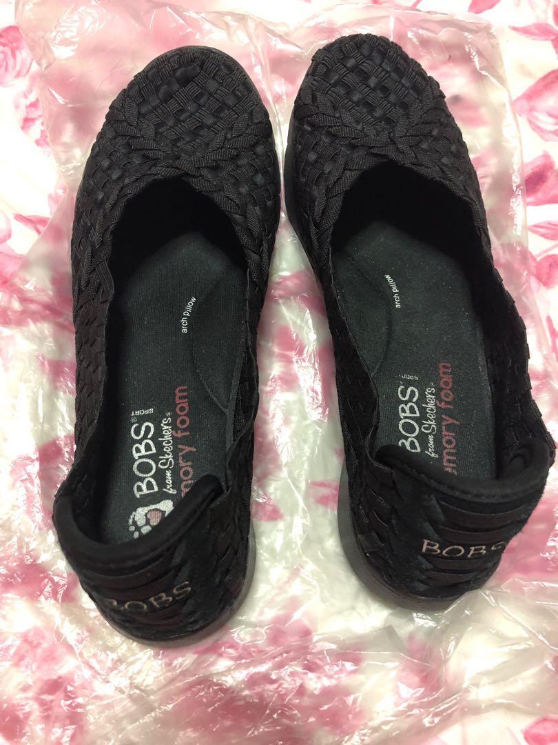 Skechers shoes memory foam sole (US 7 