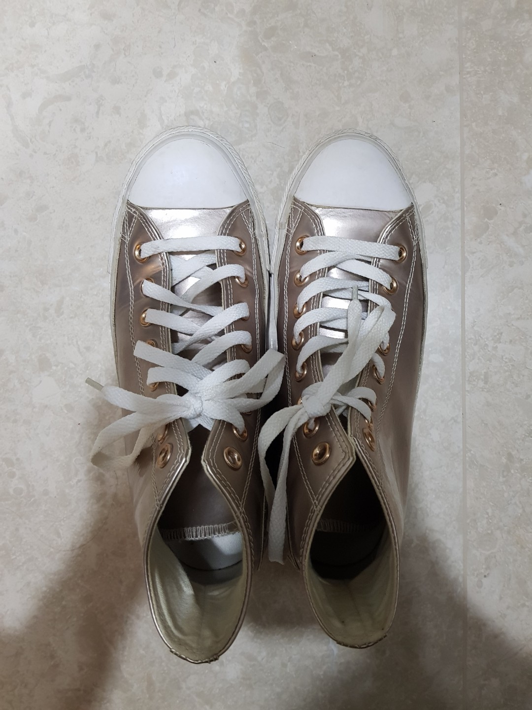 silver converse shoes