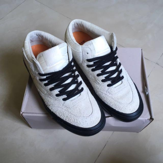 Vans half cab our legacy sale
