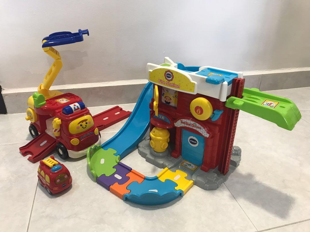 vtech toot toot train set