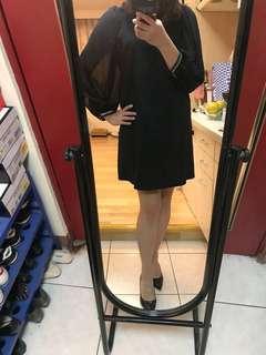 Zara黑色洋裝