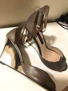 Diana Ferrari heels 
