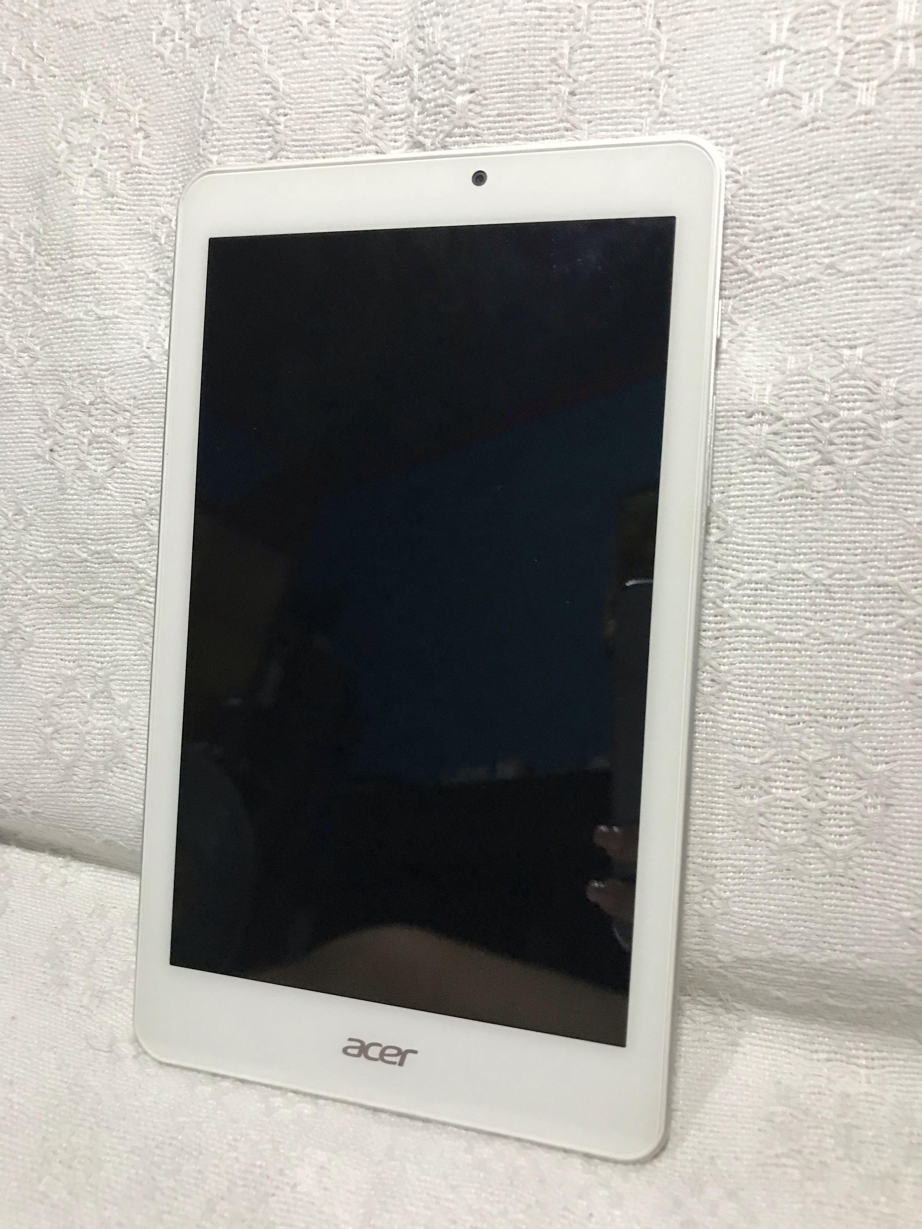 ACER Tab 8 Windows (Category: Windows) located in Famy. Submitted by 888qmart (Listing ID 95823658, Image 3). Description: White Never been used Good as new Windows series Can be use as laptop.