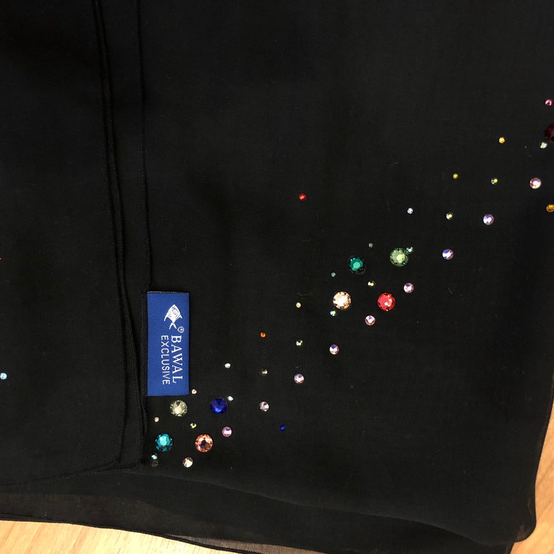 Bawal Exclusive Mahkota Polka Dot Hitam Muslimah Fashion Scarves On Carousell