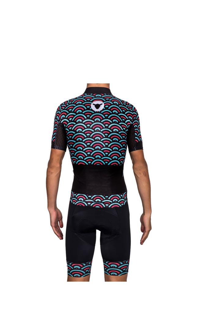 black sheep cycling clothes
