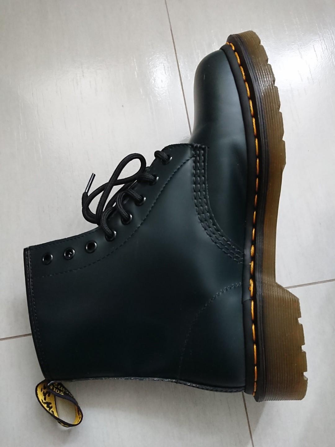 dr martens 1460 smooth 8 eye