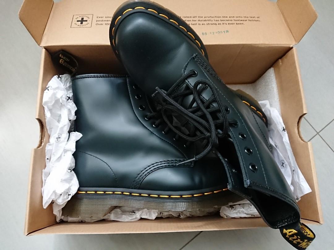 dr martens 1460 smooth 8 eye