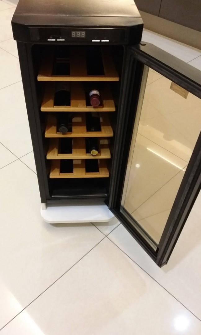 Farfalla 12 Bottles Wine Cooler/Chiller, TV & Home Appliances, Kitchen