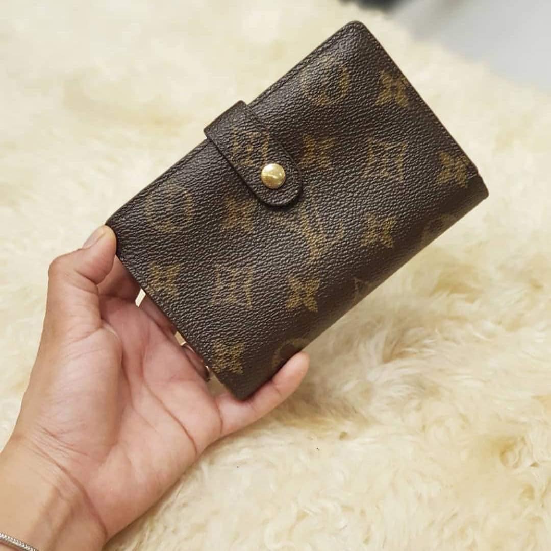 Louis Vuitton Monogram Kisslock French Wallet, Luxury, Bags & Wallets on  Carousell