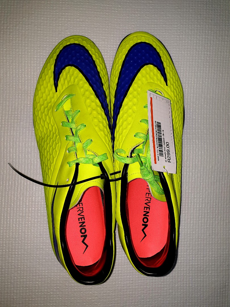 NIKE HYPERVENOM Futsal Shoes Men s Fashion Activewear on Carousell
