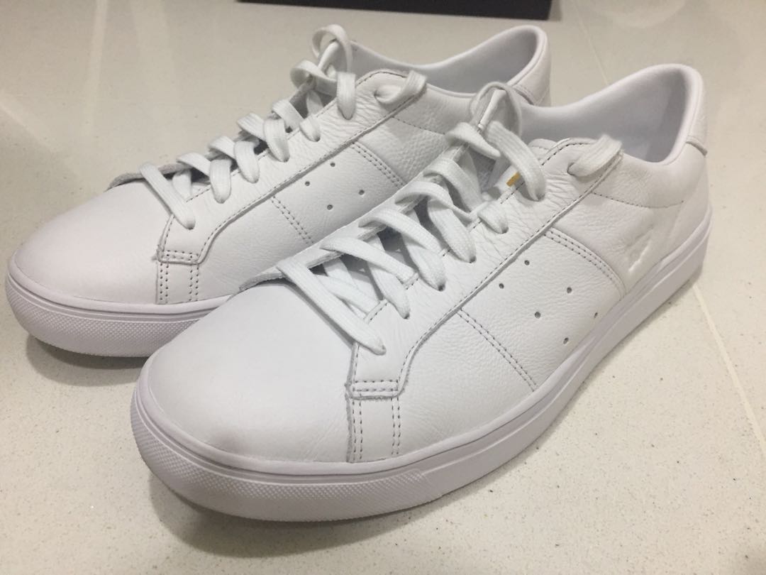 Onitsuka Tiger Lawnship 2.0 white Men s Fashion Footwear