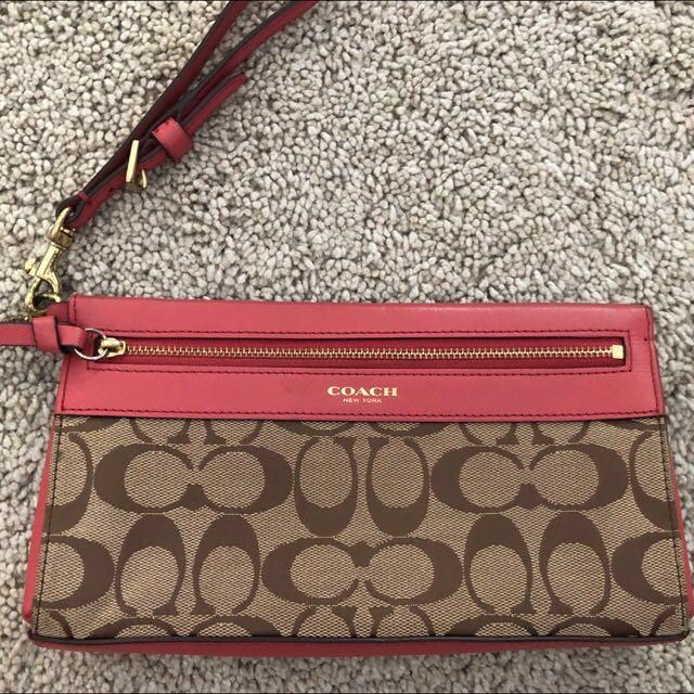 Pouch sales coach wanita