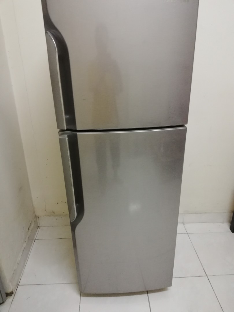 Peti Ais Samsung 2 Pintu Faulty Tak Beku Kitchen Appliances On Carousell
