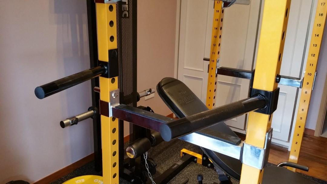 New year new body Gym in your own home Powertec cage power rack with bench barbell weights lat tower and protective rubber mats Sports Equipment Exercise Fitness Cardio Fitness Machines