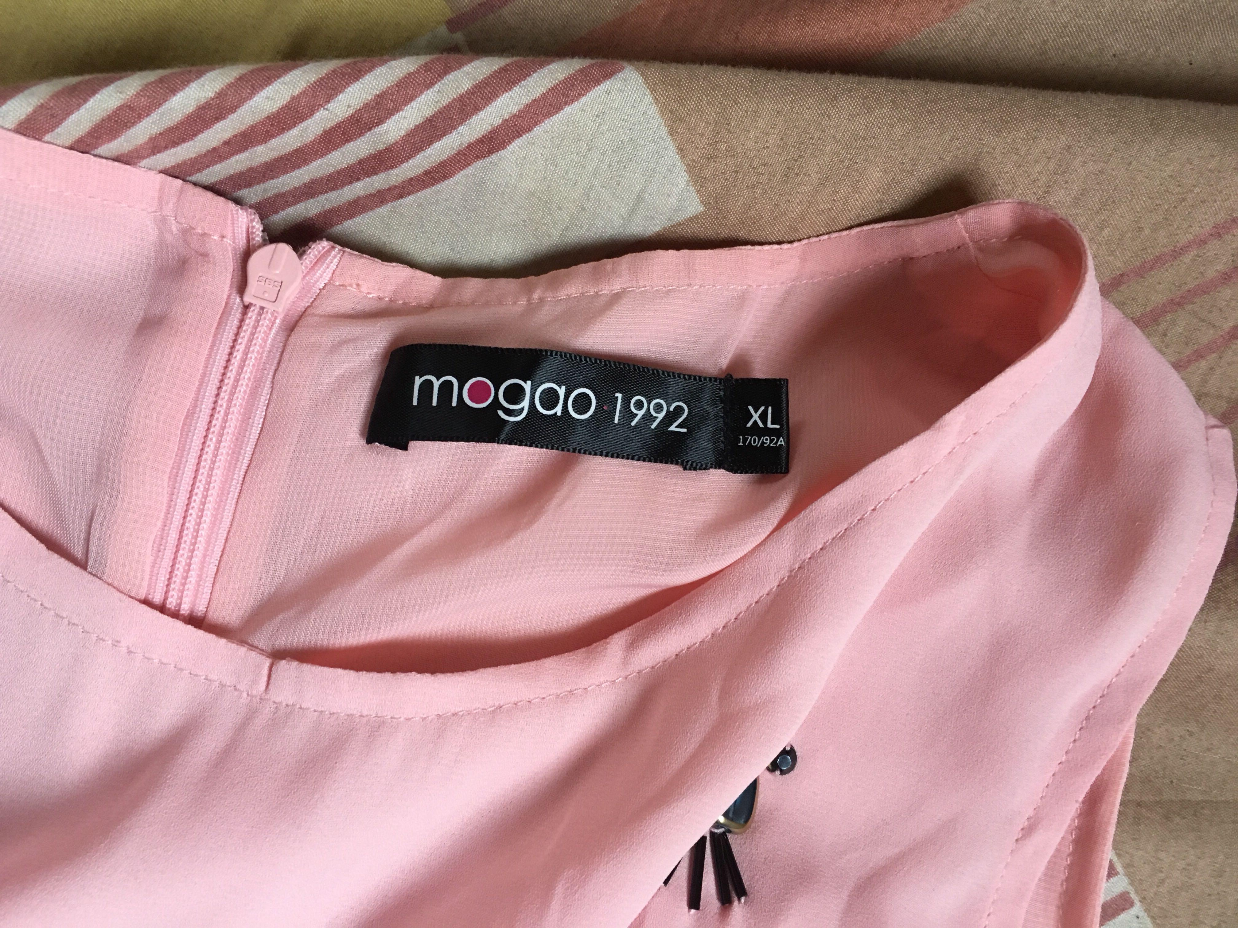 Pregnancy Dress (Category: Maternity wear) located in Caloocan City. Submitted by winniegrace21 (Listing ID 206978794, Image 2). Description: Selling my used pregnancy dress. XL on tag but can fit with medium frame body. Used when I was 5-7 months pregnant. #decluttering.
